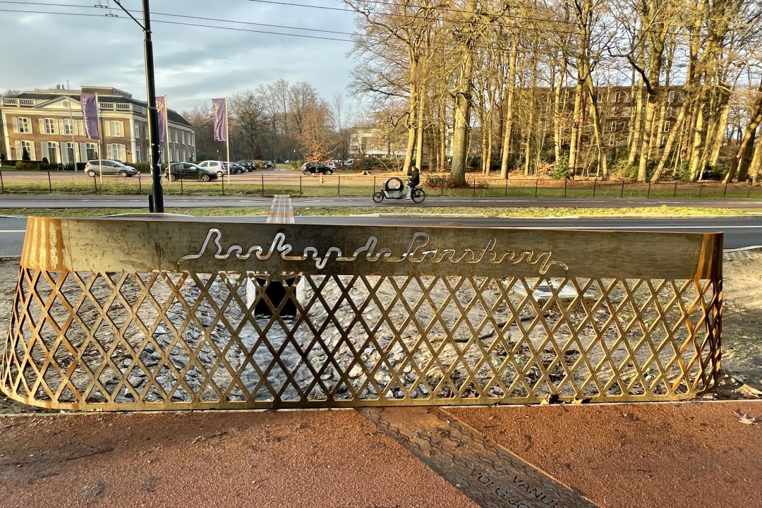 Kruisende beken op de Velperweg